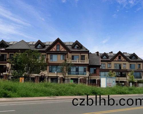 彆墅分體(ti)式太陽能熱水係統解決方案