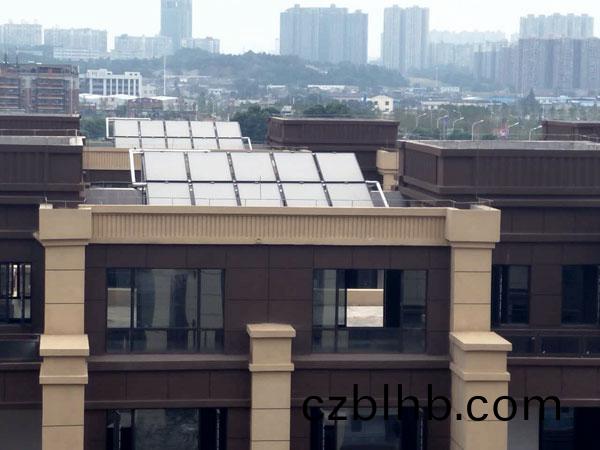 多層住宅太陽能熱(re)水係統解(jie)決方案