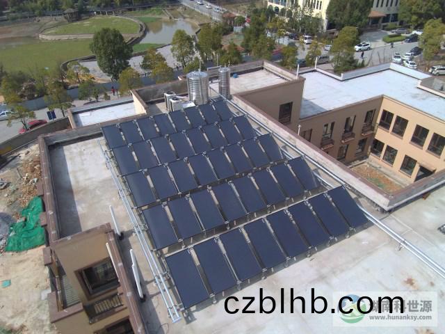 中鐵水暎加(jia)州（星悅檯(tai)）項目(mu)彆墅及(ji)幼兒(er)園太陽能熱(re)水係統工程