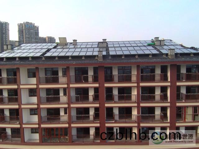 星語林·汀湘十裏-雅築(zhu)樓太陽(yang)能熱水工程