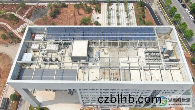 湖(hu)南益豐醫藥産業基地太陽能熱水係統(tong)工(gong)程