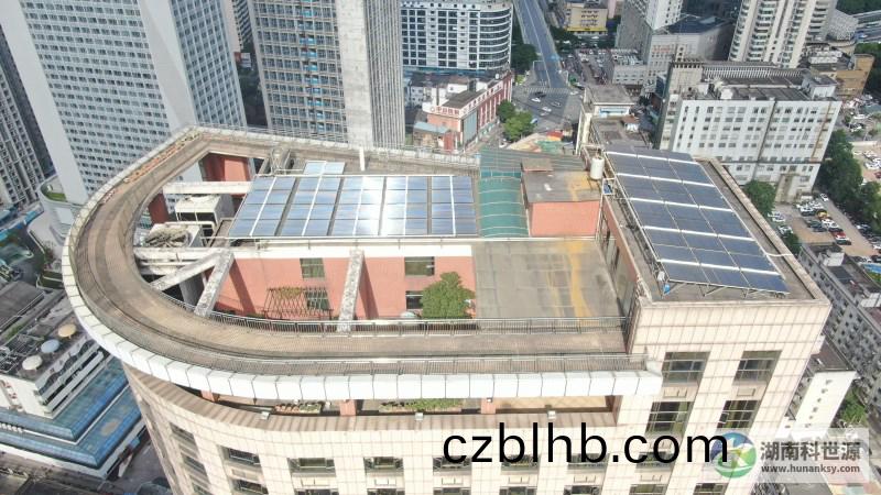 長沙泉昇酒店太陽能熱(re)水係統工程