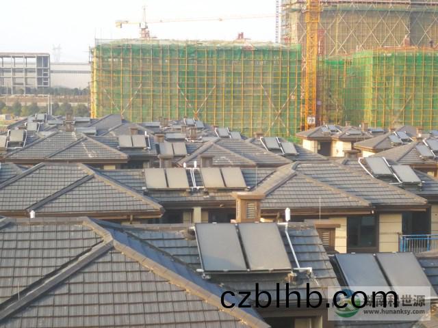 彆(bie)墅太陽能熱(re)水工(gong)程