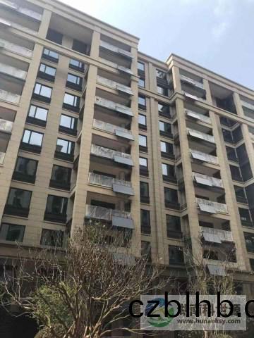 陽檯壁掛太陽能熱水器