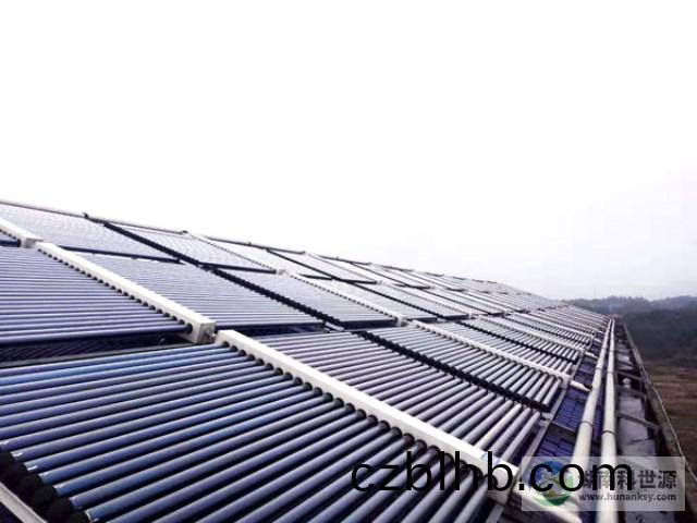 斜屋麵真空筦太陽能熱水工程