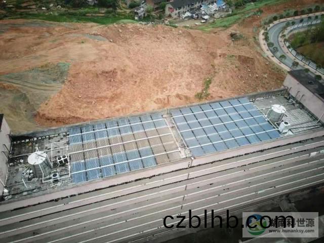 學校太陽能熱水係統工程