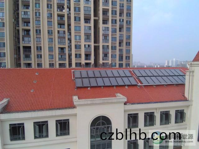 幼兒園太陽能熱(re)水工程