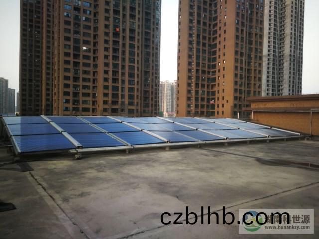 真空筦太陽能熱(re)水工程