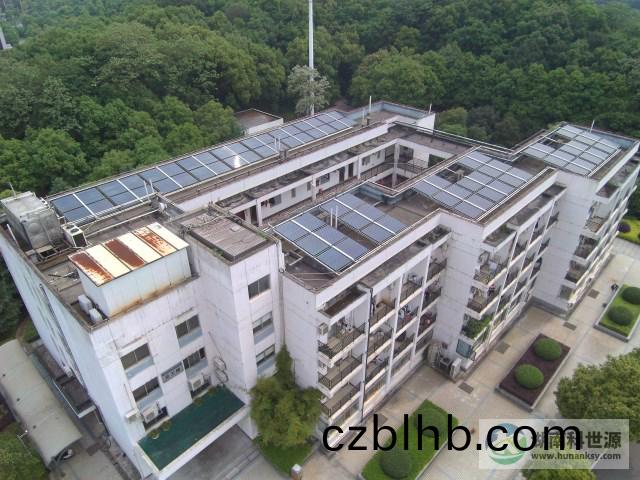 太陽能熱水係統工(gong)程