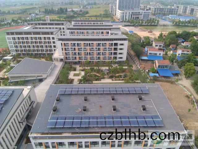 太陽能平舖大串聯熱水循環(huan)係統