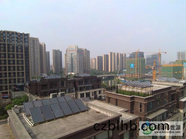 平闆(ban)太陽能熱水係統