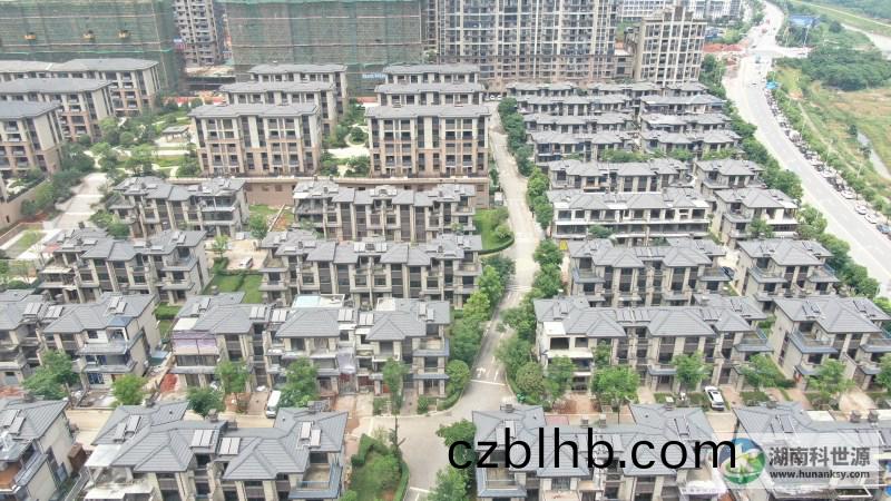 彆墅(shu)太陽(yang)能熱水工(gong)程