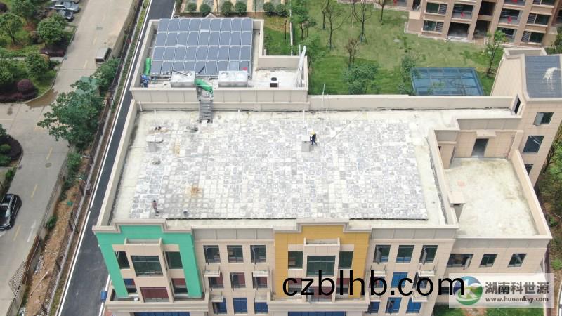 平闆太陽能熱水係統