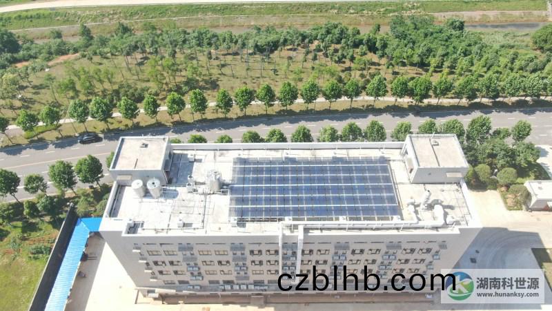 太陽能熱水係統(tong)工程