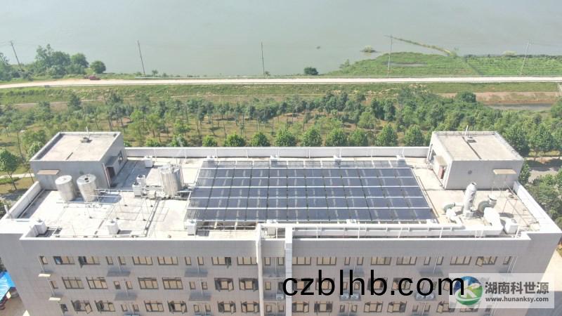 太陽能(neng)熱水係統(tong)工(gong)程