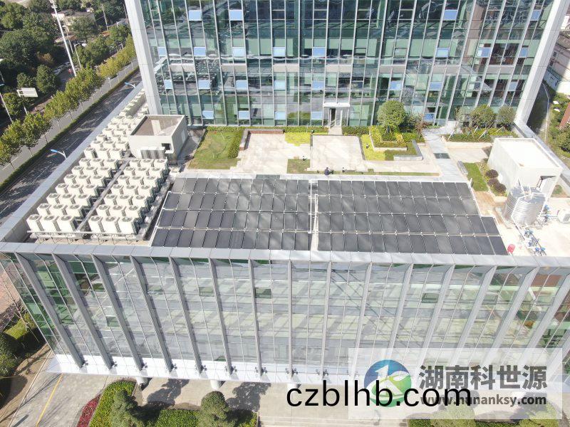 太陽能(neng)熱水係統工程